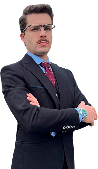 Advogado em Curitiba recebendo feedback positivo de cliente